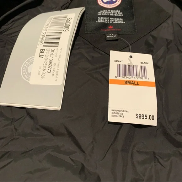 Canada Goose Wyndham Parka Notched Brim - Picture 4 of 13